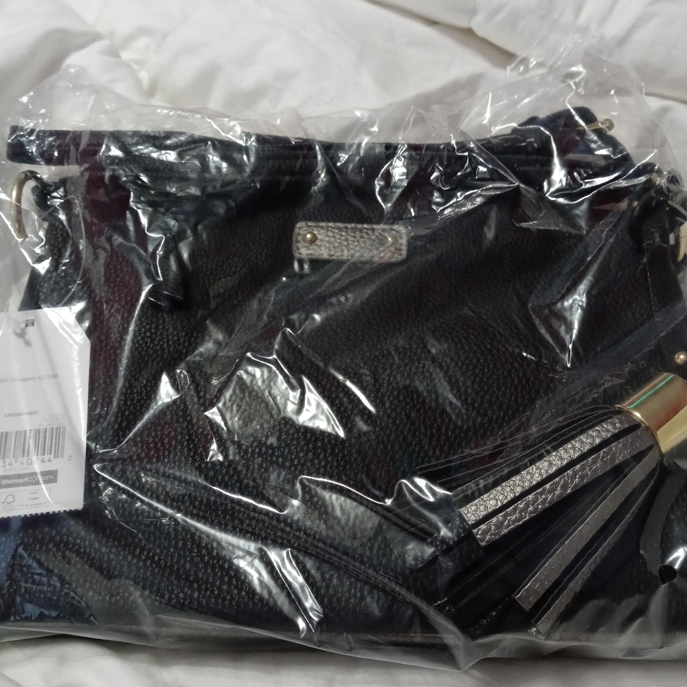 A nice casual crossbody purse